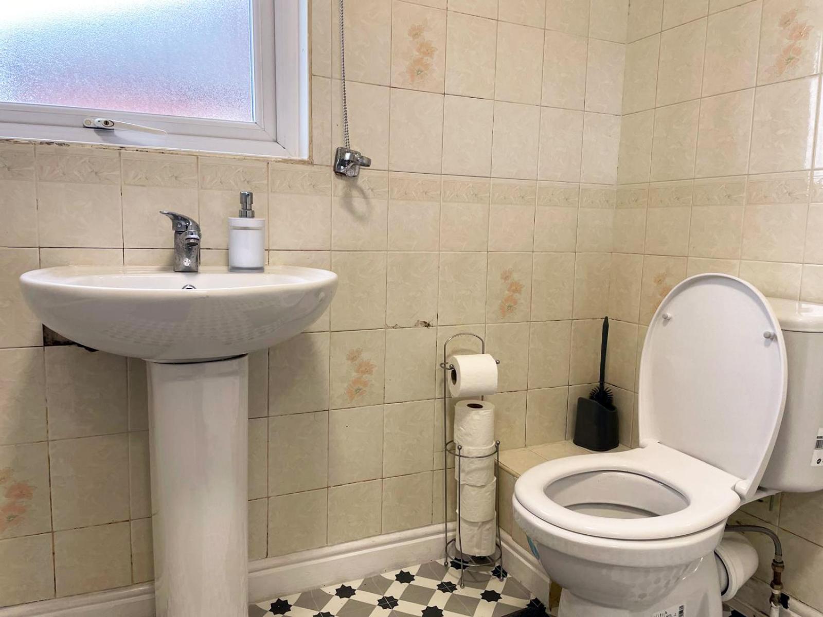Сasa de vacaciones Lovely Spacious House Family & Contractor Friendly 3 Bedroom Near Centre Sleeps 8 Leeds (West Yorkshire)